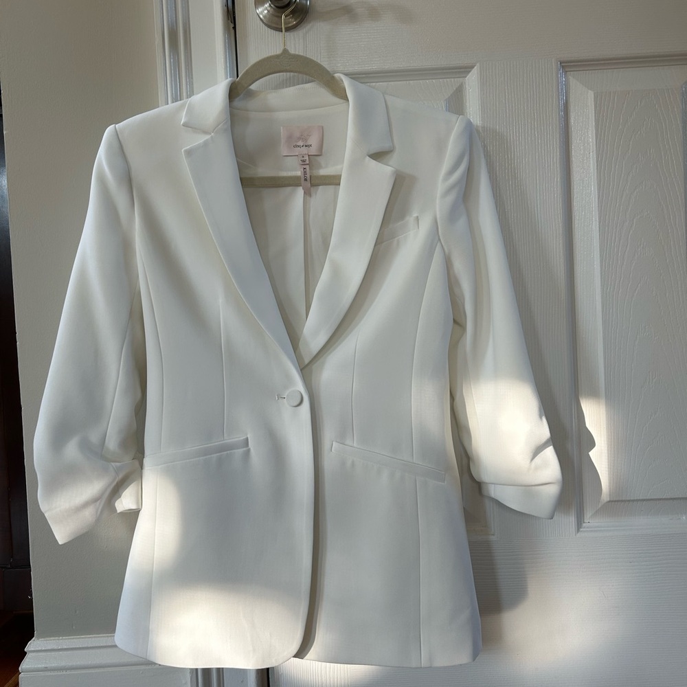 Cinq à Sept Classic Khloe Ruched Cuff Blazer